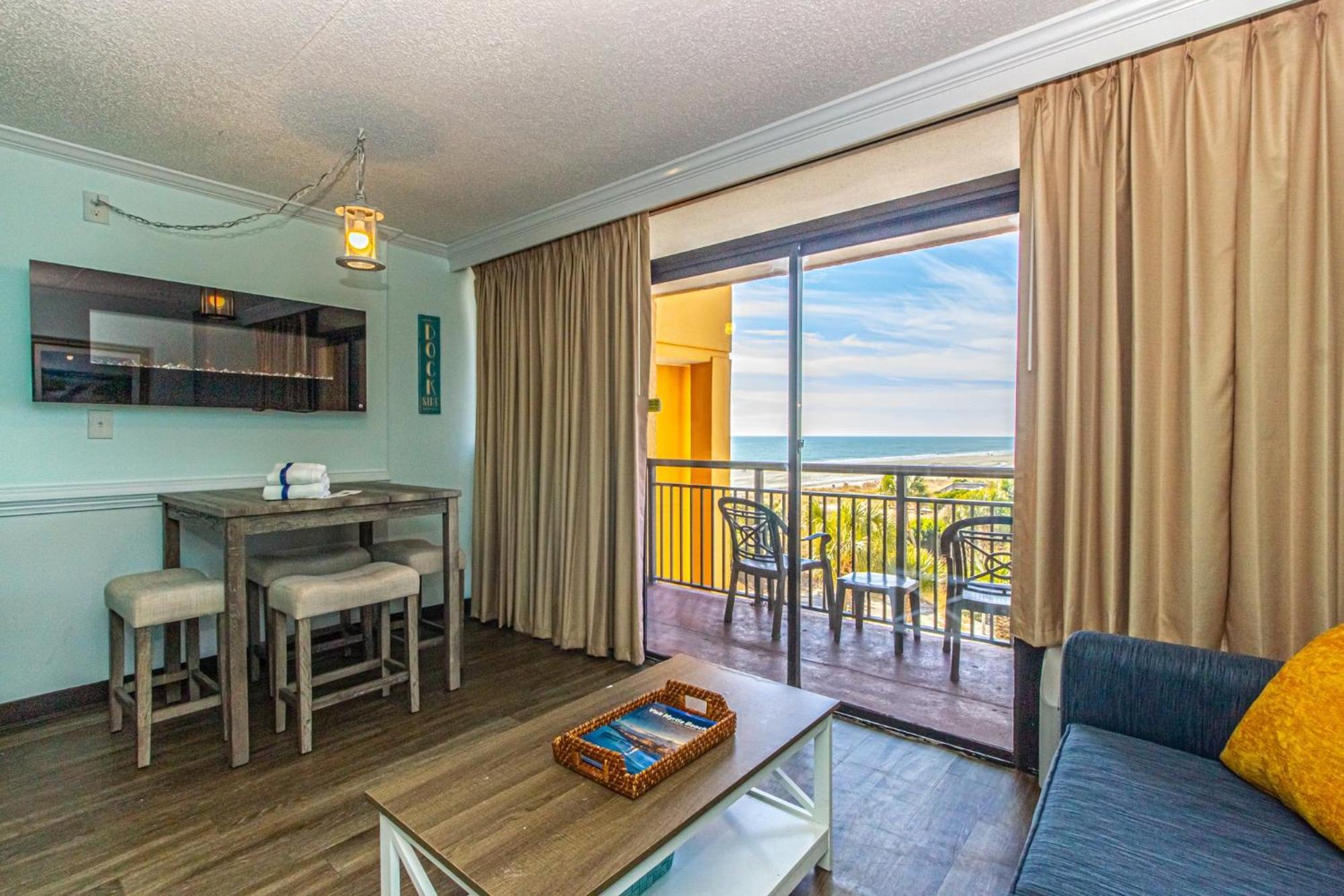 Oversized Ocean View Queen Suite With Beautiful Fireplace And Accents - Sleeps 4 Guests! Myrtle Beach Pokój zdjęcie
