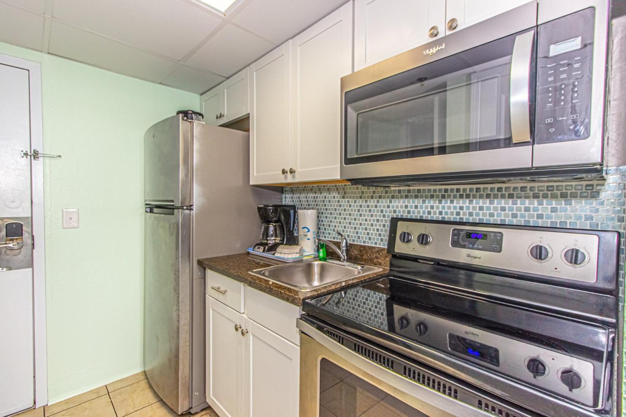 Oversized Ocean View Queen Suite With Beautiful Fireplace And Accents - Sleeps 4 Guests! Myrtle Beach Pokój zdjęcie